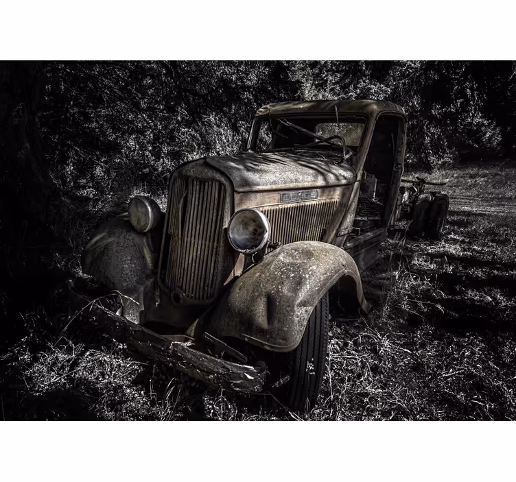 Rusty Vintage Truck wall mural vehicle - TenStickers