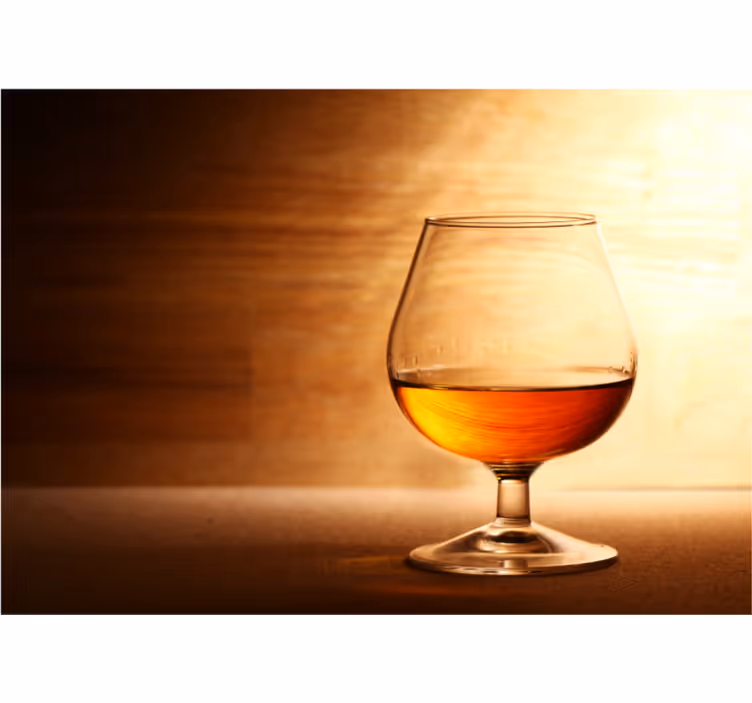Wall mural vehicle glass of liquor - TenStickers