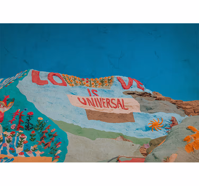 Romantic wall mural love is universal - TenStickers