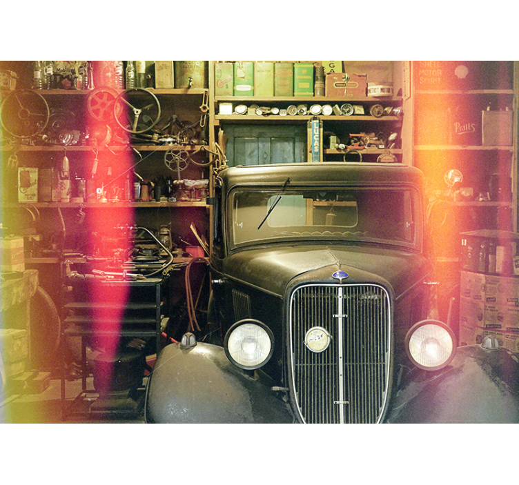 Wall mural vehicle vintage car display - TenStickers