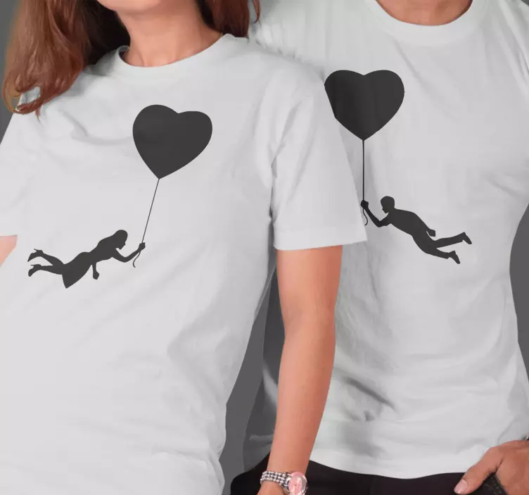 Heart balloons couple t shirts - TenStickers